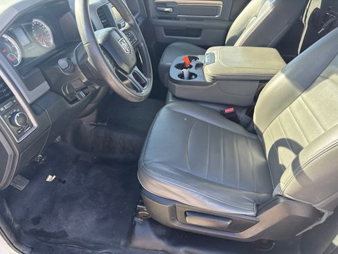 Used 2017 RAM 1500 Tradesman w/ Power & Remote Entry Group image 9