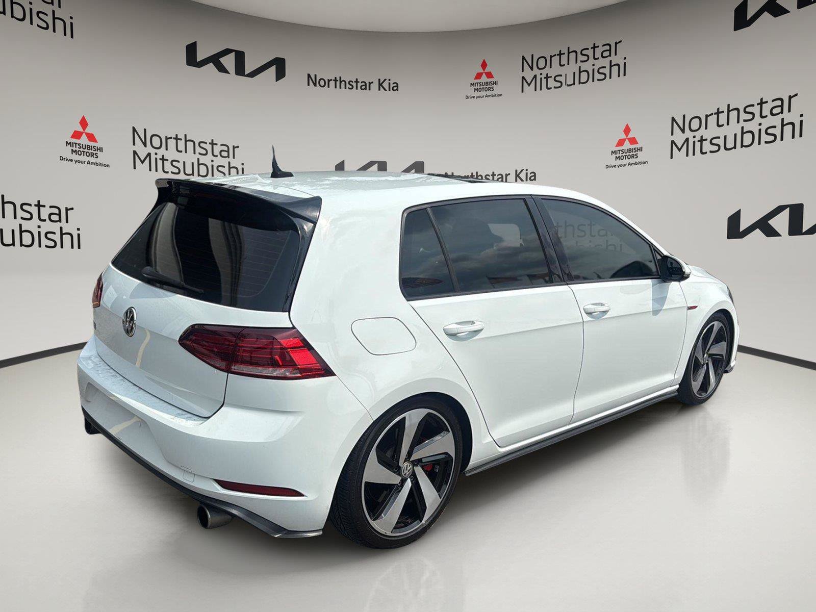 Used 2019 Volkswagen GTI SE w/ SE Experience Package FWD image 11