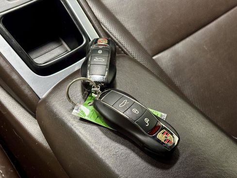 Used 2013 Porsche 911 Carrera S RWD image 35