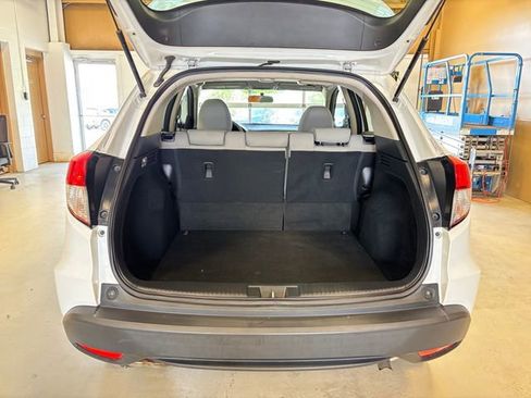 Used 2022 Honda HR-V LX image 22