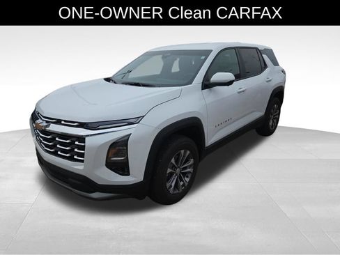 Used 2026 Chevrolet Equinox LT w/ Convenience Package II FWD image 7