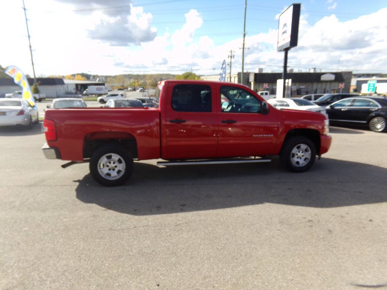 Used 2010 Chevrolet Silverado 1500 LT w/ Power Pack Plus RWD image 5