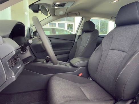 Certified 2023 Honda Accord LX image 5