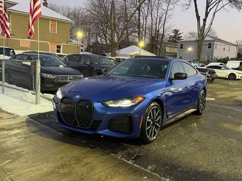 Used 2024 BMW i4 eDrive35 w/ M Sport Package image 2