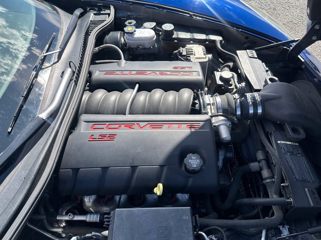 Used 2005 Chevrolet Corvette Coupe w/ Preferred Equipment Group RWD image 23