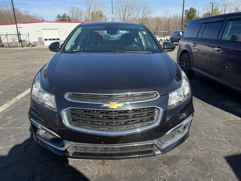Used 2015 Chevrolet Cruze LT w/ Sun, Sound and Sport Package image 2