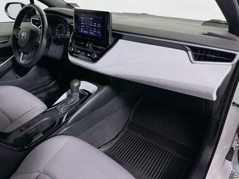 Certified 2024 Toyota Corolla SE image 27