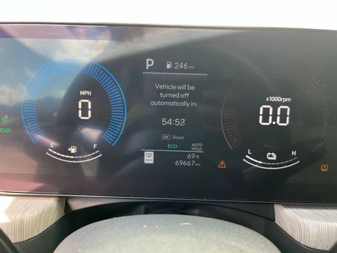 Used 2024 Hyundai Sonata SEL FWD image 15