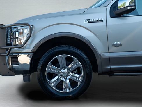 Used 2018 Ford F150 King Ranch w/ Equipment Group 601A Luxury AWD/4WD image 9