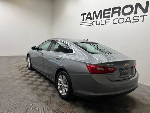 Used 2025 Chevrolet Malibu LT FWD image 3