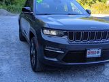 Used 2023 Jeep Grand Cherokee 4WD 4xe image 5