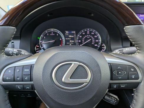 Used 2018 Lexus ES 350 image 24