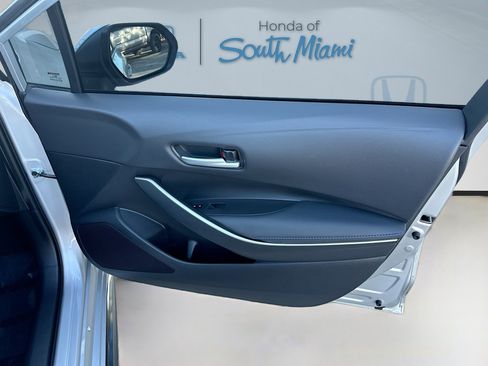 Used 2021 Toyota Corolla SE image 32