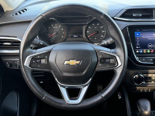 Used 2021 Chevrolet TrailBlazer LT w/ Premium Seating Package FWD image 14