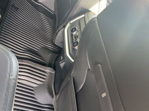 New 2025 Ford Expedition Max Platinum w/ Stealth Performance Package image 39