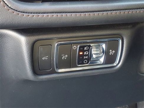 Used 2023 Lincoln Aviator Reserve w/ Equipment Group 201A image 12