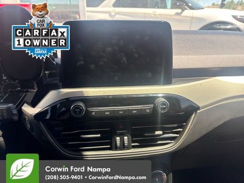 Used 2022 Ford Escape SE w/ SE Sport Appearance Package AWD/4WD image 18