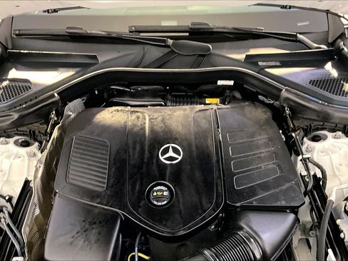 Used 2026 Mercedes-Benz GLC 300 4MATIC image 30