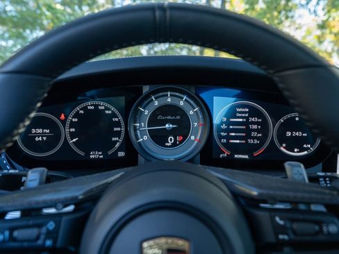 Certified 2021 Porsche 911 Turbo S image 27