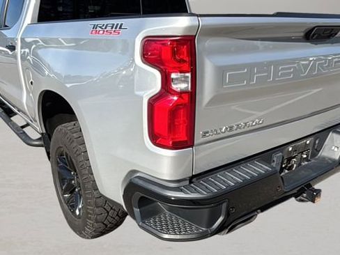Used 2022 Chevrolet Silverado 1500 LT Trail Boss w/ LT Trail Boss Premium Package image 31