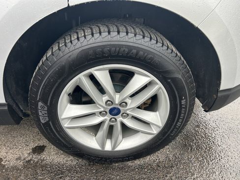 Used 2015 Ford Edge SEL w/ Equipment Group 201A AWD/4WD image 32