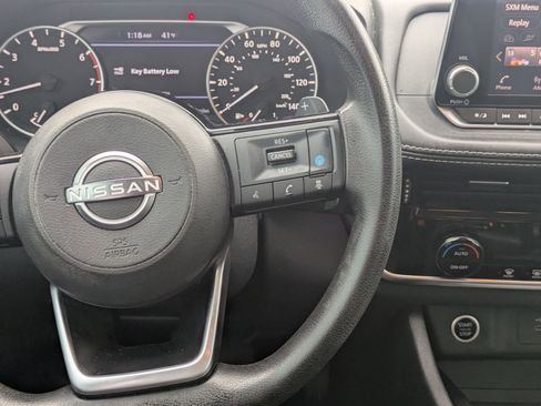 Used 2023 Nissan Rogue SV image 21