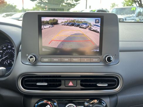 Used 2023 Hyundai Kona SE AWD/4WD image 18