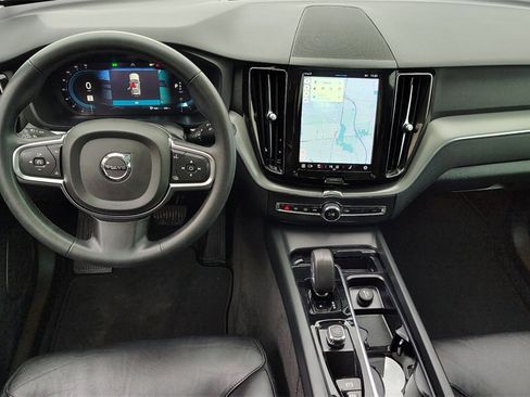 Certified 2023 Volvo XC60 B5 Core w/ Climate Package image 11