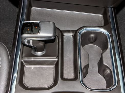 Used 2024 Chevrolet Silverado 1500 LTZ w/ LTZ Convenience Package II image 25