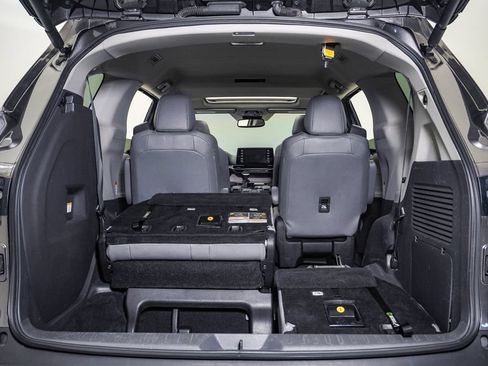 Used 2022 Toyota Sienna XLE w/ Protection Package (TMS) AWD/4WD image 28