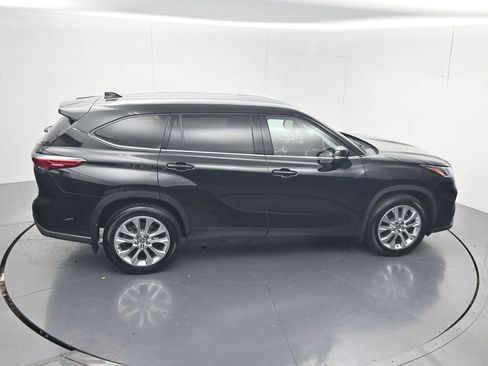 Used 2023 Toyota Highlander Limited AWD/4WD image 56
