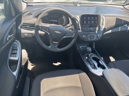 Used 2023 Chevrolet Malibu LT FWD image 5