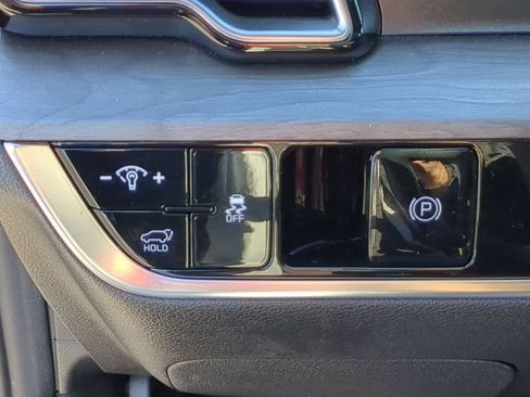 Used 2024 Kia Sportage X-Line w/ X-Line Premium Package image 20