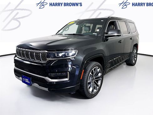 Used 2022 Jeep Grand Wagoneer Series III AWD/4WD image 1