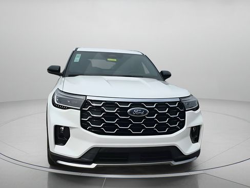 New 2025 Ford Explorer Platinum image 6