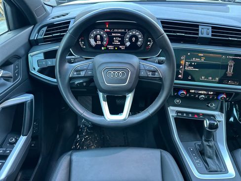 Used 2023 Audi Q3 2.0T Premium w/ Convenience Package image 14
