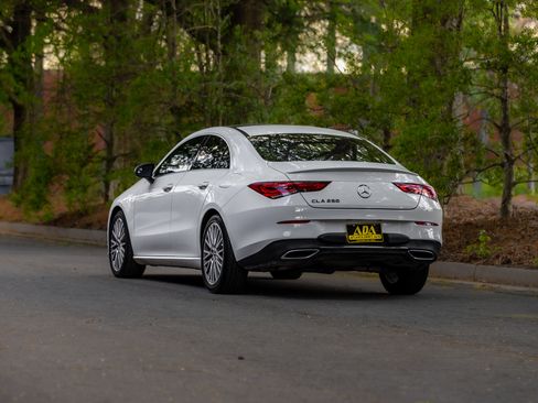 Used 2020 Mercedes-Benz CLA 250 image 42