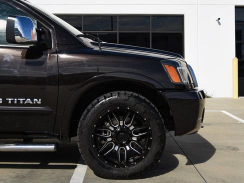 Used 2015 Nissan Titan SL w/ SL Max Utility Package image 11