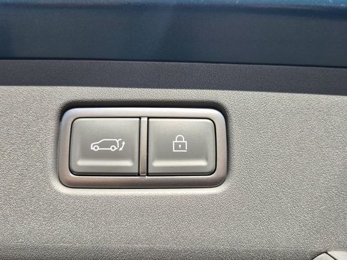 New 2026 Kia EV9 Land image 16