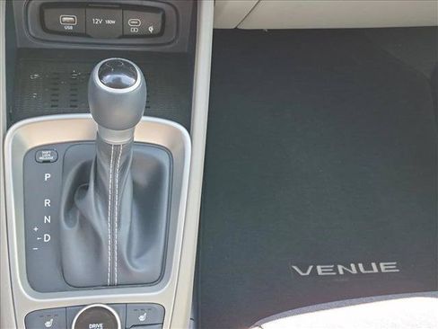 Certified 2026 Hyundai Venue SEL FWD image 12