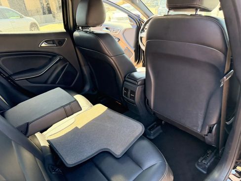 Used 2017 Mercedes-Benz GLA 250 4MATIC w/ Premium Package image 15