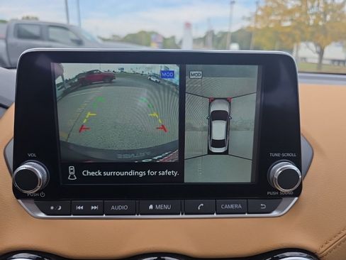 New 2025 Nissan Sentra SV w/ SV Premium Package image 23