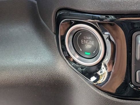 Used 2025 Chevrolet Silverado 1500 High Country w/ Midnight Edition image 28