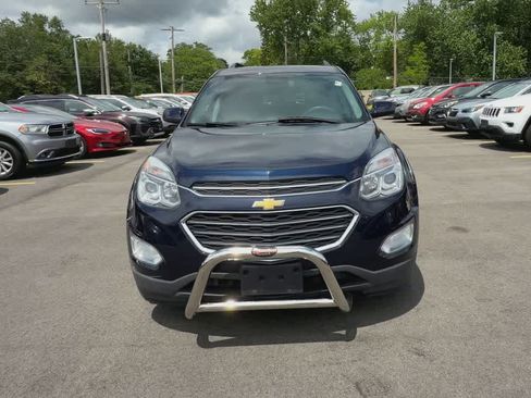 Used 2017 Chevrolet Equinox LT FWD image 3