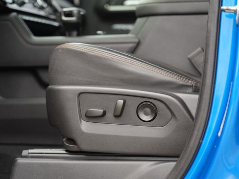 Used 2023 GMC Sierra 1500 AT4 w/ Technology Package image 18