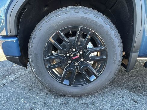New 2026 GMC Sierra 1500 Elevation w/ Elevation Premium Package image 10