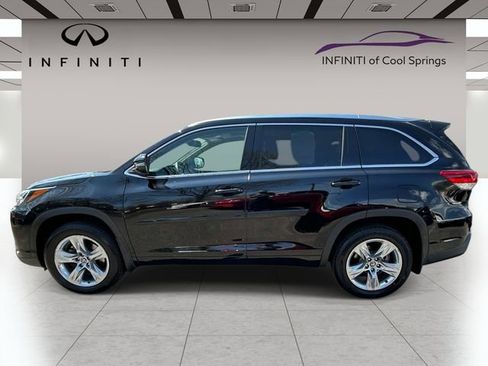 Used 2017 Toyota Highlander Limited image 4