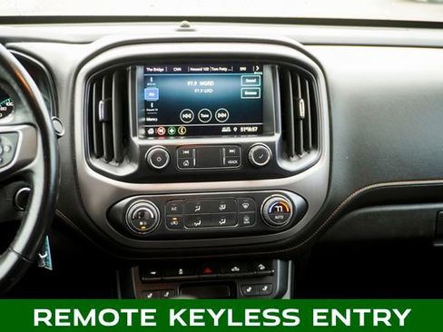 Used 2022 GMC Canyon AT4 image 11