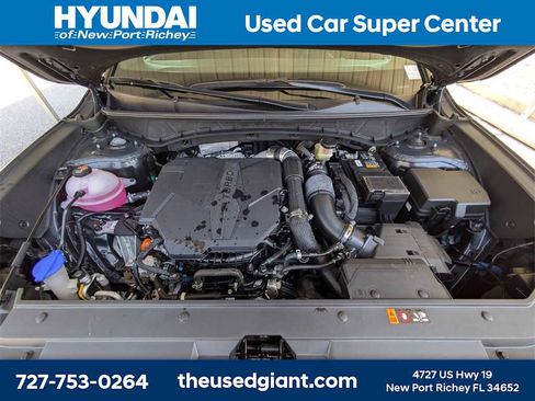 Used 2024 Hyundai Santa Cruz Limited image 14