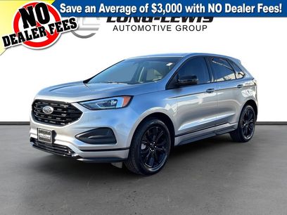 Used 2024 Ford Edge SE w/ Black Appearance Package